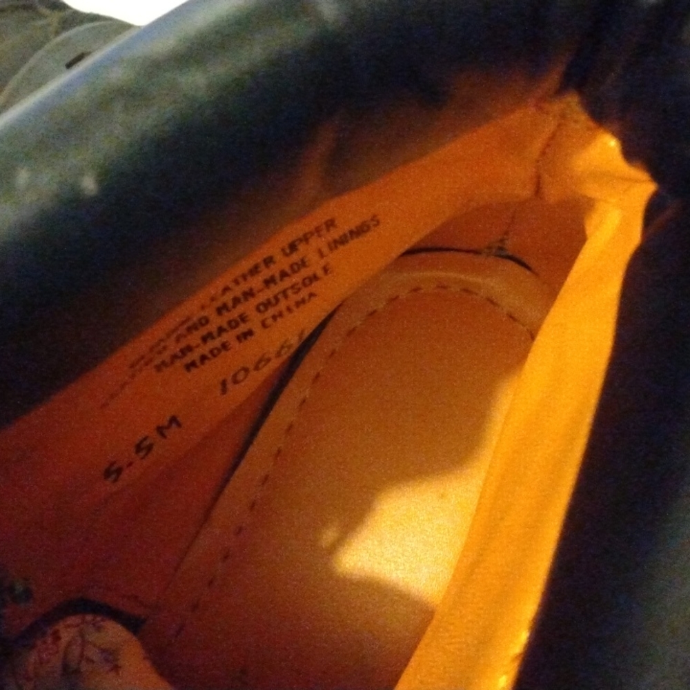 Timberland BOOTS - Picture 8 of 9
